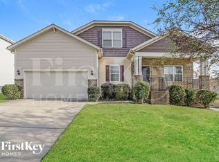 2000 Yellow Daisy Dr, Matthews, NC 28104