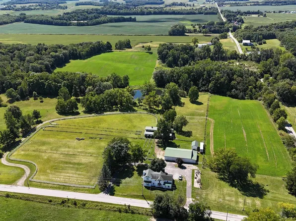 4568 E 600 N, Churubusco, IN 46723
