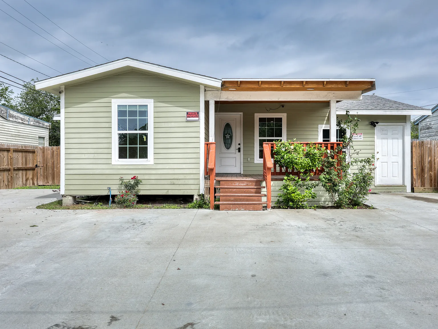 4 bed, 1412 sqft, $2,500 — Photo 2