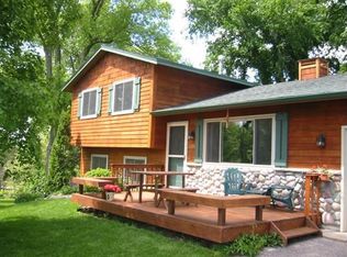 2280 Melody Hill Rd, Excelsior, MN 55331