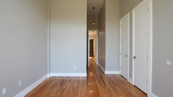 Rented by Nooklyn NYC LLC | media 25