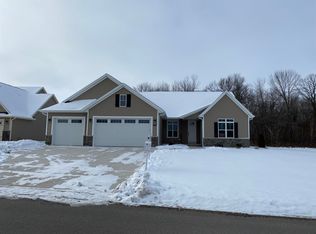 1347 Copilot Way, De Pere, WI 54115