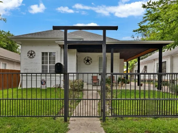 1811 Wesley St, Greenville, TX 75401