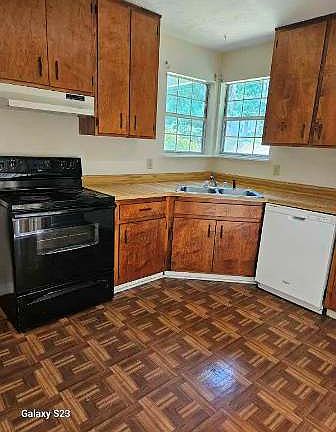 2nd image of 4898 Leah Ln