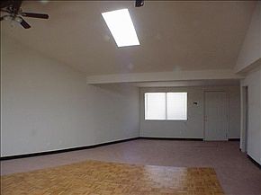5th image of 9320 Cannes Cir