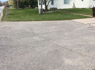 12344 Long Lake Dr NW, Sparta, MI