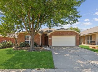 2809 Red Wolf Dr, Fort Worth, TX 76244