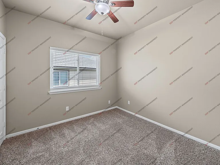 8012 Bridgepointe Dr — Photo 13