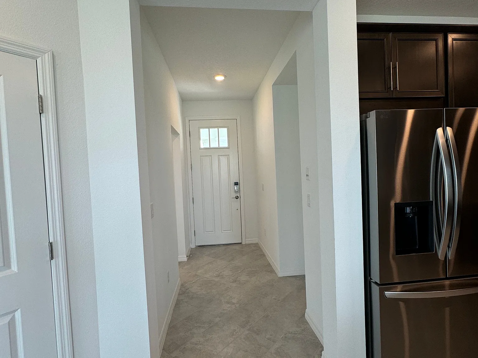 4 bed, 3078 sqft, $3,900 — Photo 4
