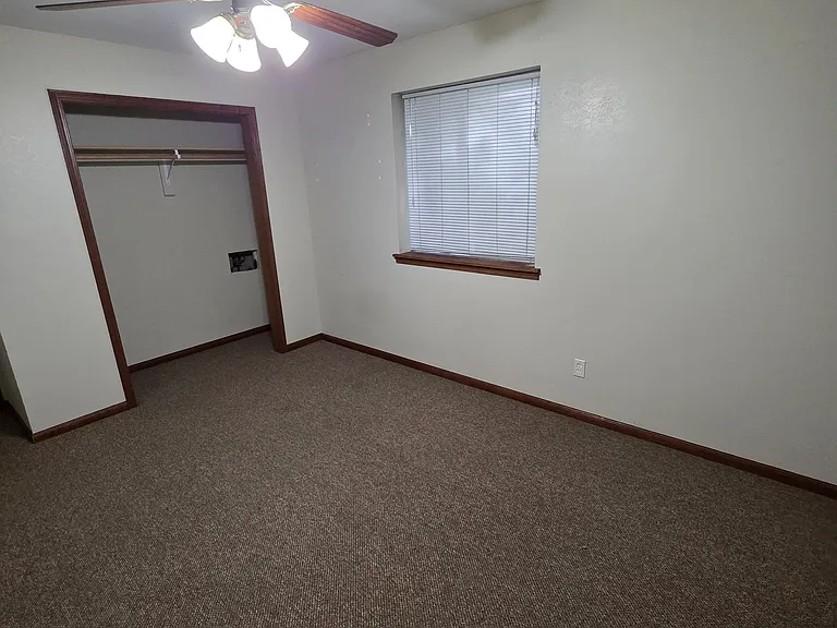 930 Ratone St — Photo 18