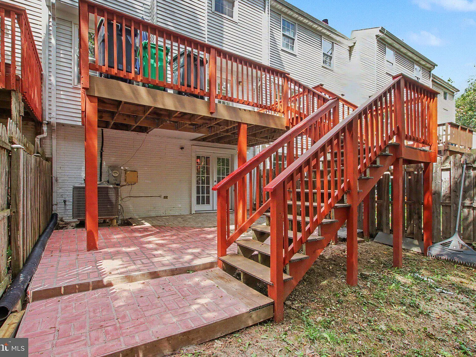 3 bed, 3.5 bath, 1327 sqft, $3,000 — Photo 4