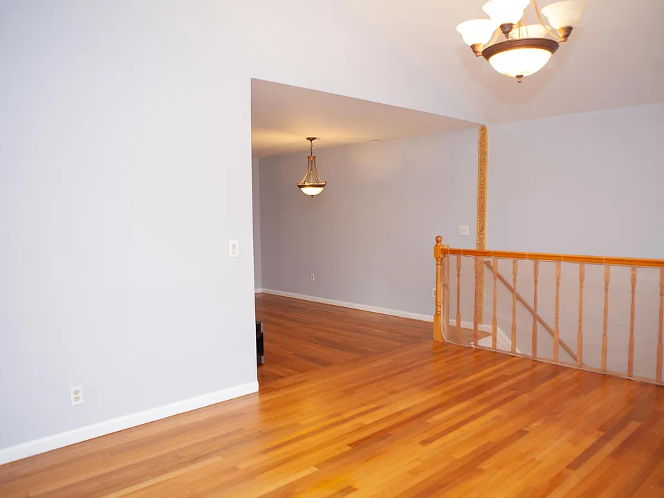 21 Jacob St #2