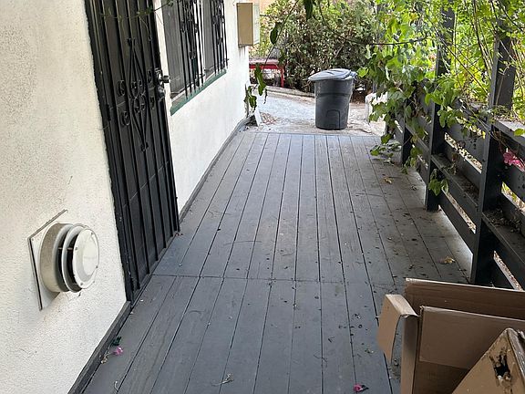5th image of 1433 Silver Lake Blvd #1/2