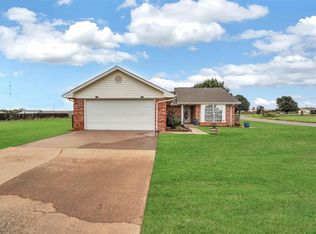 506 Russell Ave, Cordell, OK 73632