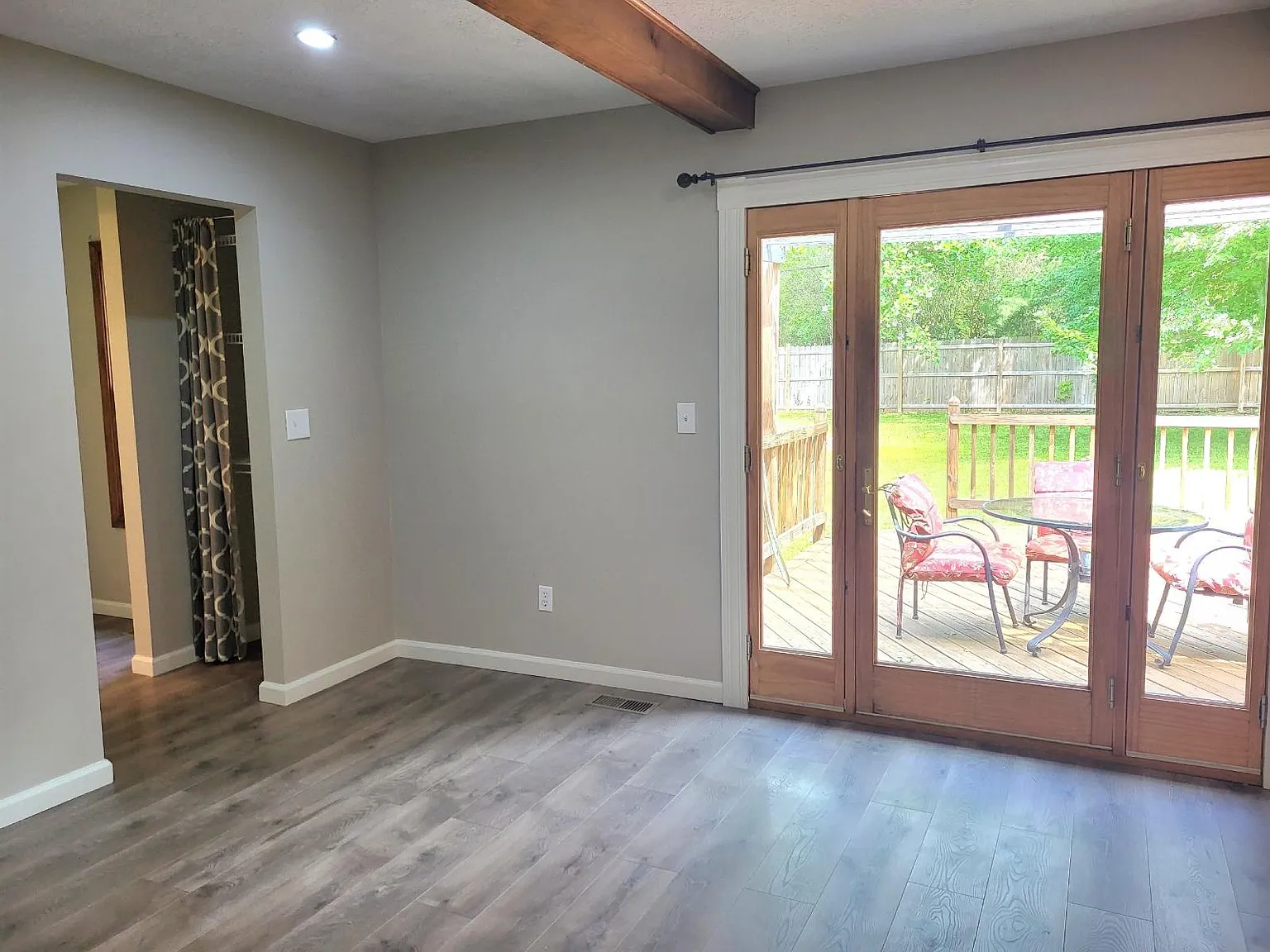2 bed, 1.5 bath, 1556 sqft, $1,750 — Photo 4