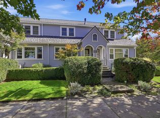 1689 Olive St, Eugene, OR 97401