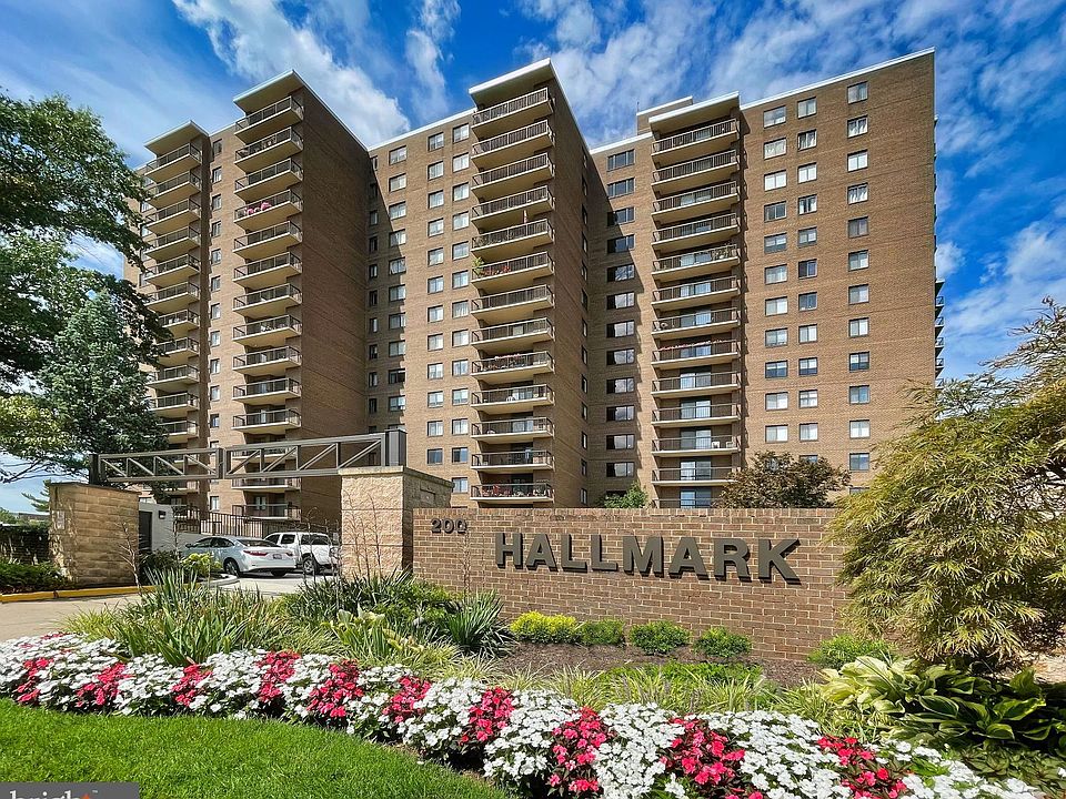 Hallmark 2025 condominium home