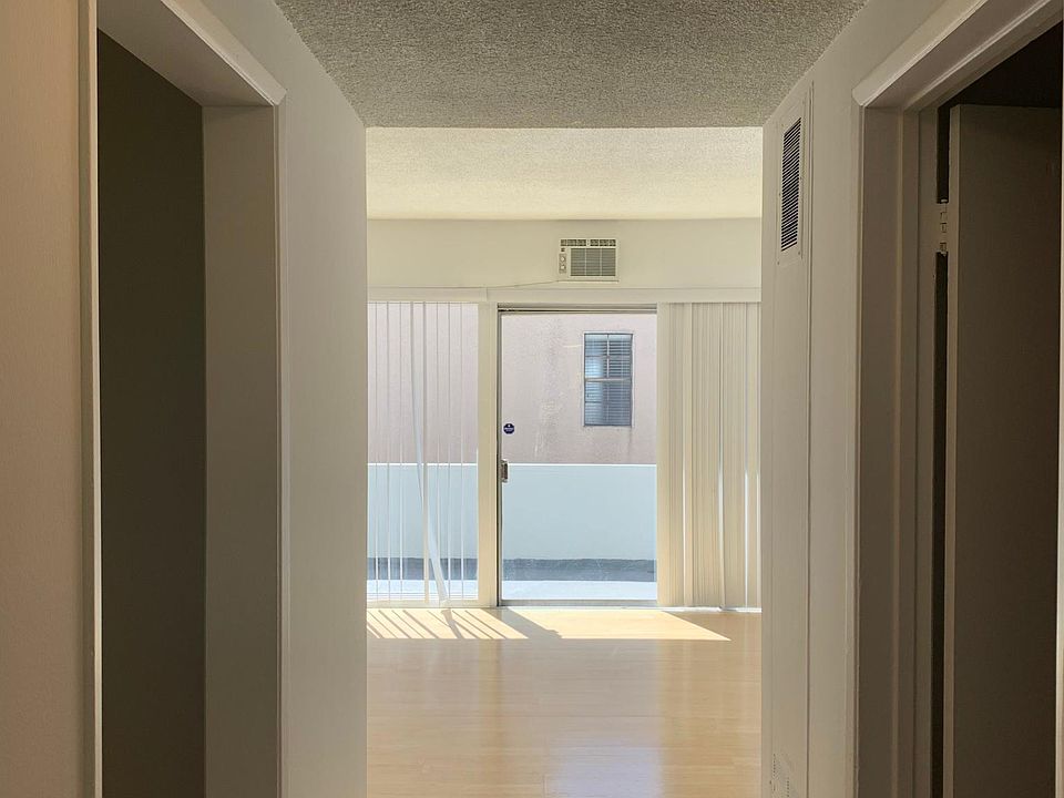 1st image of 1270 Ozeta Ter #9