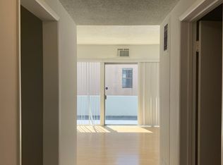 1270 Ozeta Ter #9, West Hollywood, CA 90069