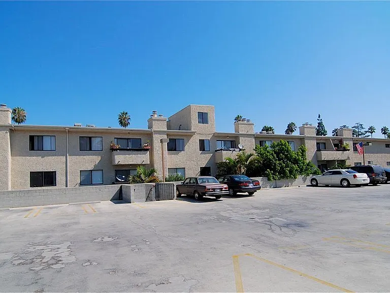Fairmont — Photo 13