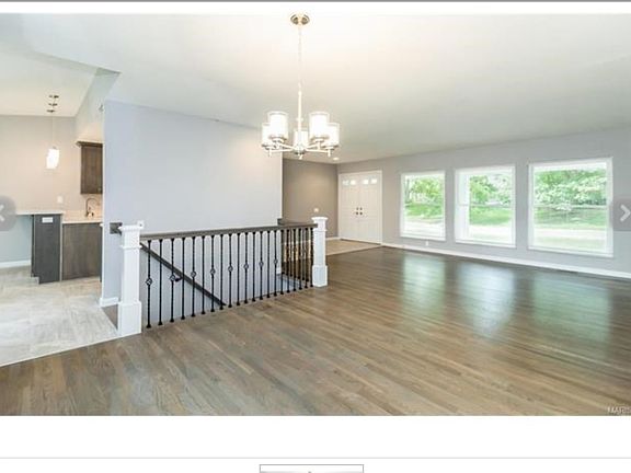 4th image of 12984 Bellerive Estates Dr