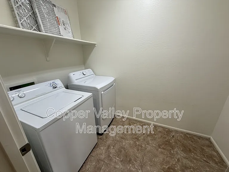 5511 W Desperado Way — Photo 12