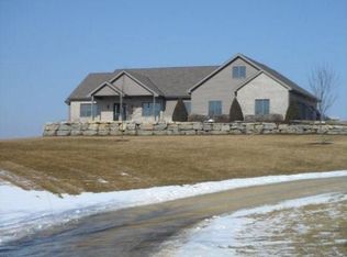 W768 King Rd, Brooklyn, WI 53521