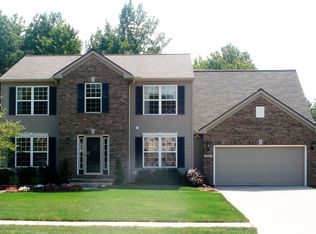 37893 Avalon Dr, North Ridgeville, OH 44039