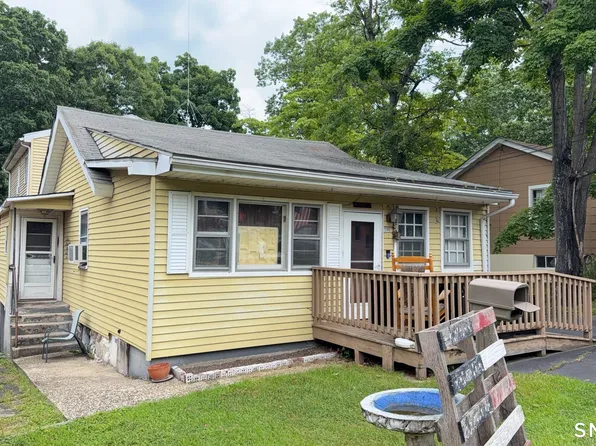 39 Emma Road, Stamford, CT 06905