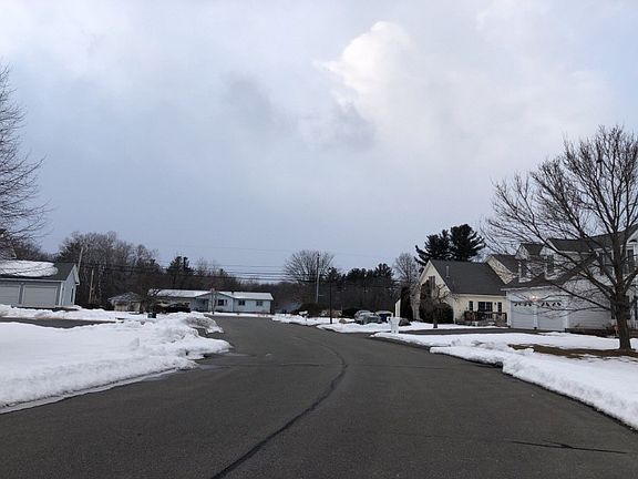 5th image of 45 Glen Bloom Dr