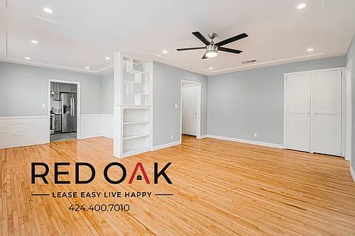 1323 N Harper Ave #5 Photo 1