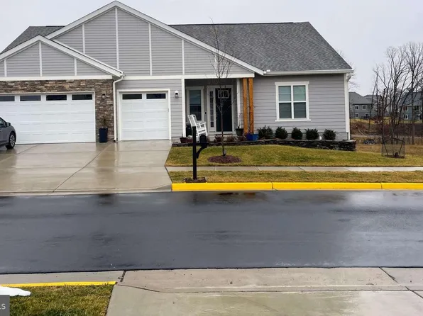 107 Yellow Birch Ct, Lake Frederick, VA 22630