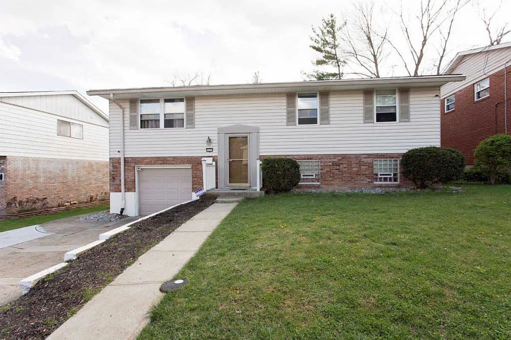 3351 Anaconda Dr photo 1