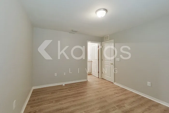 947 Grant Blvd — Photo 23