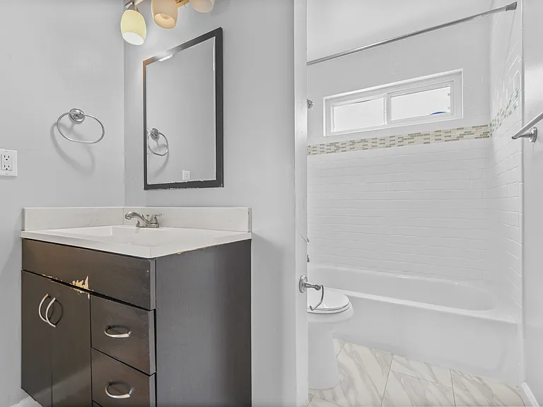 2869 Fairfax Ct — Photo 16