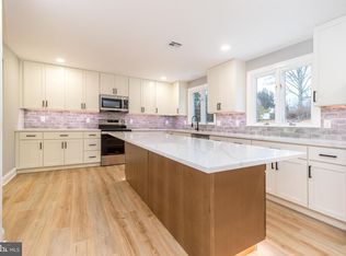 61 S Park Ave, Norristown, PA 19403