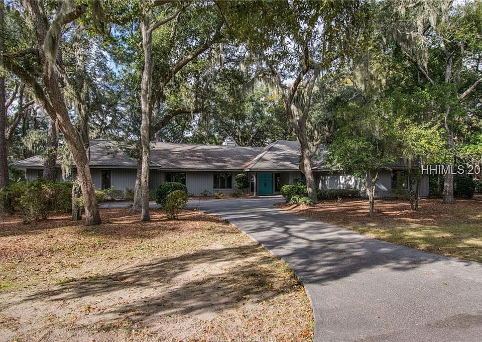 1st image of 1 Fort Walker Dr