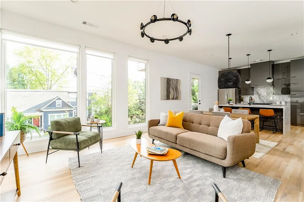 4 bed, 4.0 bath, $5,350 — Photo 2