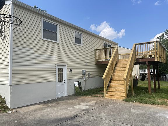 5th image of 4404 Carrier Ct