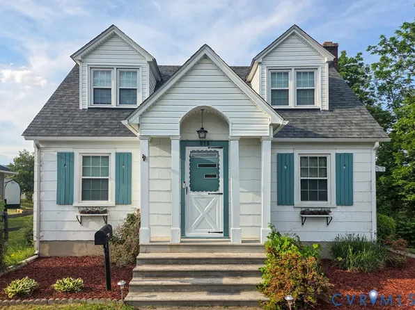 616 Oak St, Clifton Forge, VA 24422