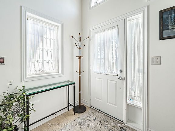 5th image of 139 Oceanpearl Cres