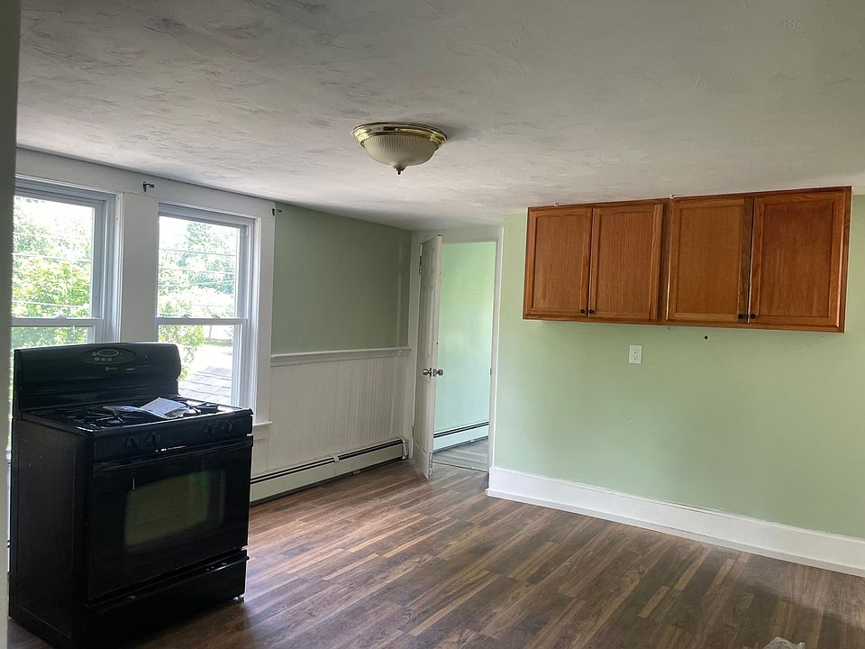 1st image of 214 Plymouth St #B