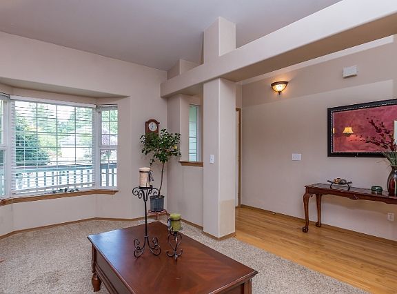 4th image of 16810 121st Avenue Ct E