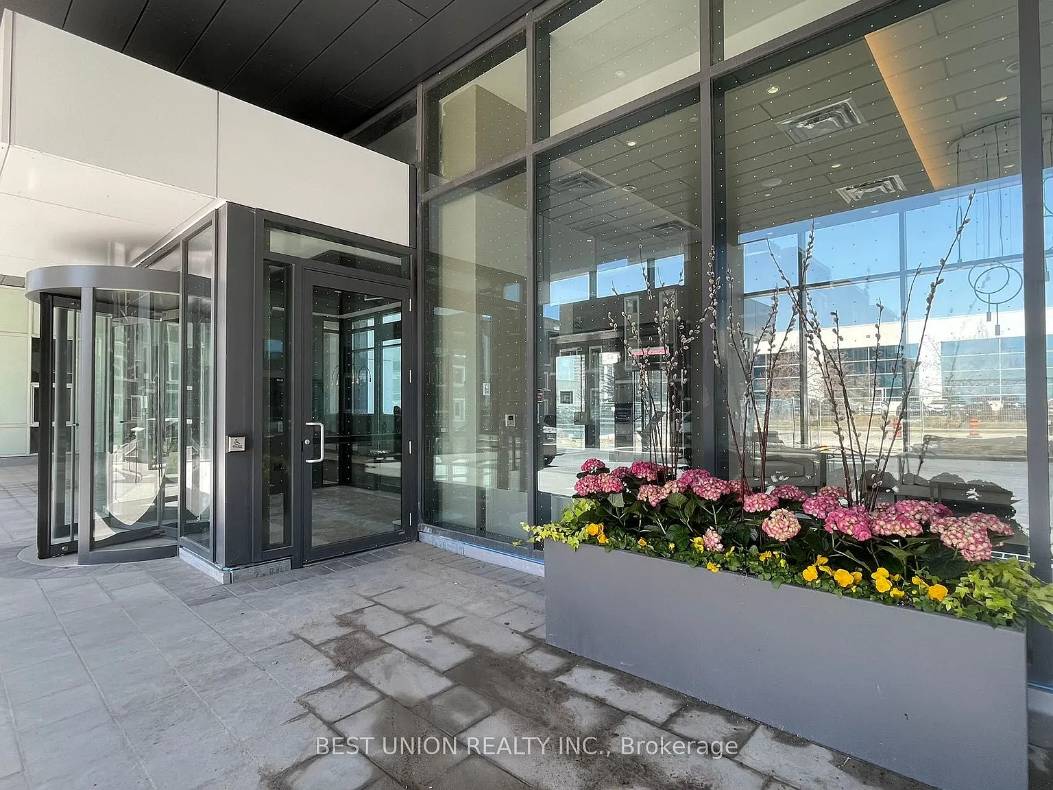 2 bed, $2,290 — Photo 2