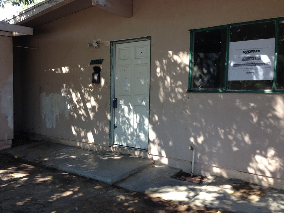 1st image of 37835 Prentiss Ave