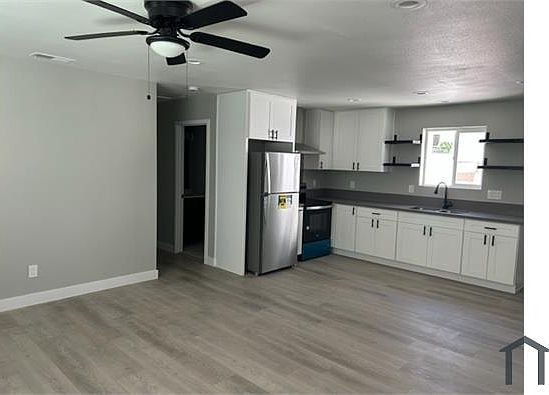 2nd image of 8521 Parkbrook Ln
