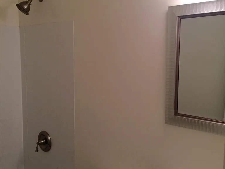 1001 Avenue J #3 — Photo 6