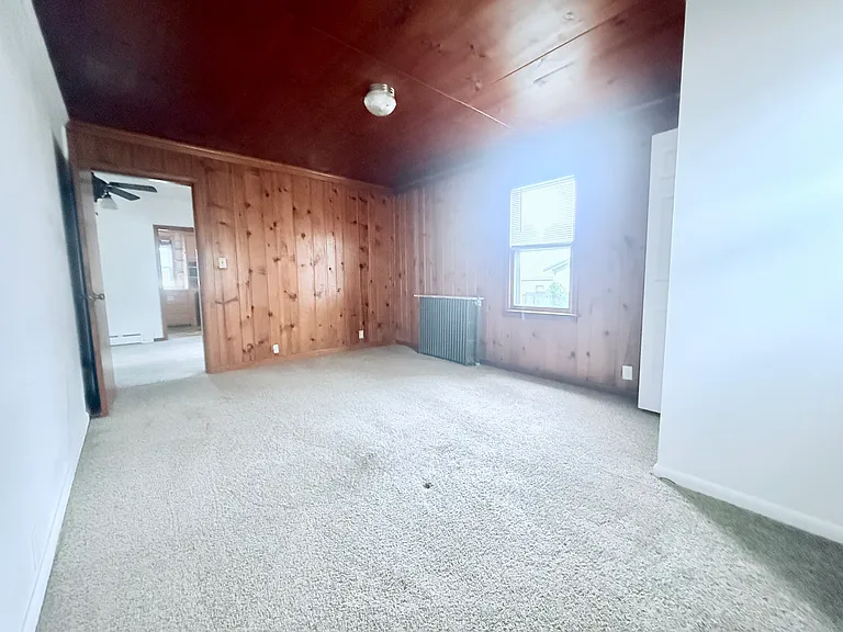 601 Clark St — Photo 12