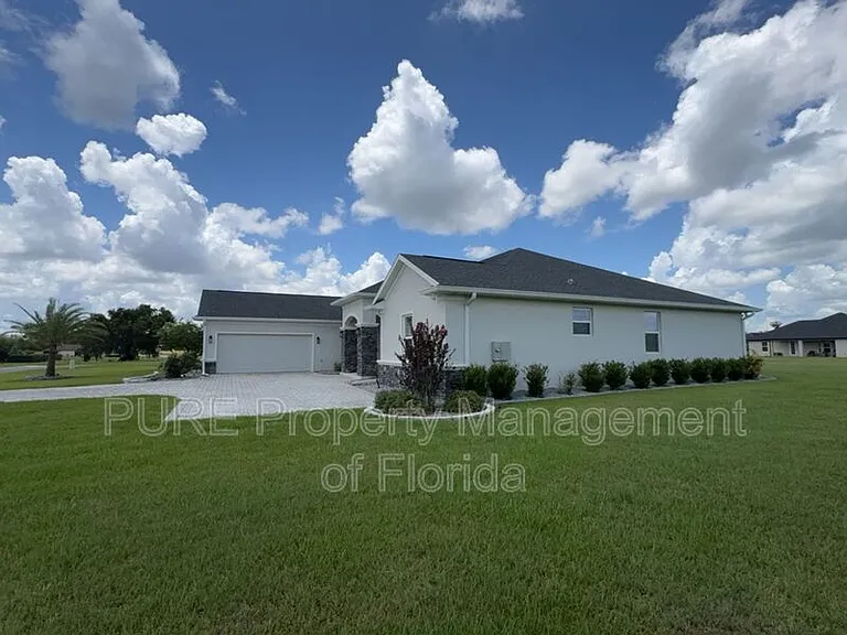 1817 NW 83rd Loop — Photo 4