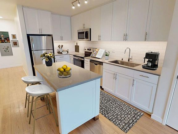 4th image of 6717 Roosevelt Way NE APT 707